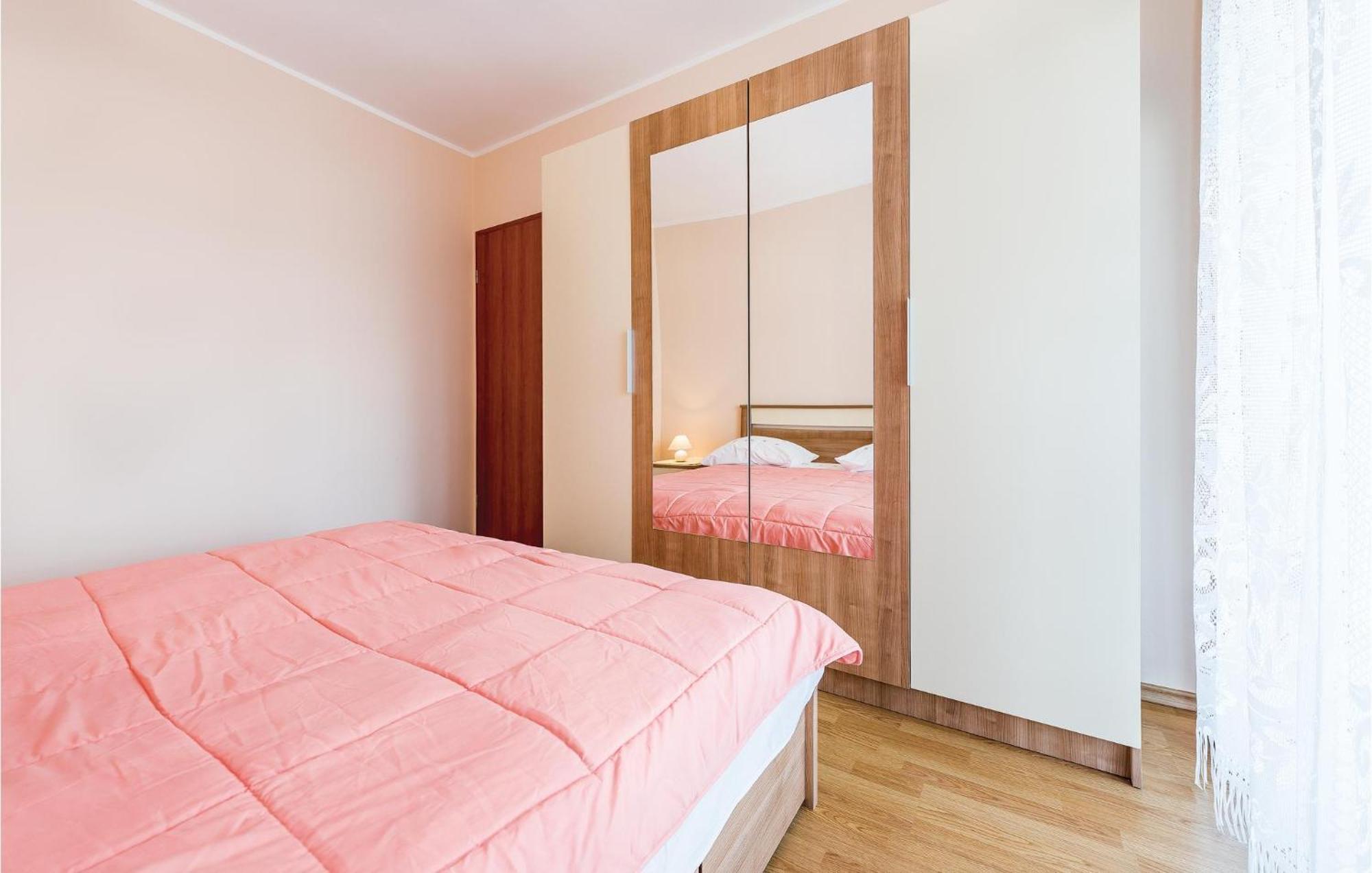 Beautiful Apartment In Raslina With Wifi Exterior photo